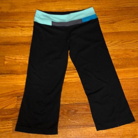 Lululemon Capris - Picture 4 of 6